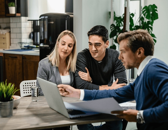 Shape Your International Strategy with <b>Expert Advisory</b>